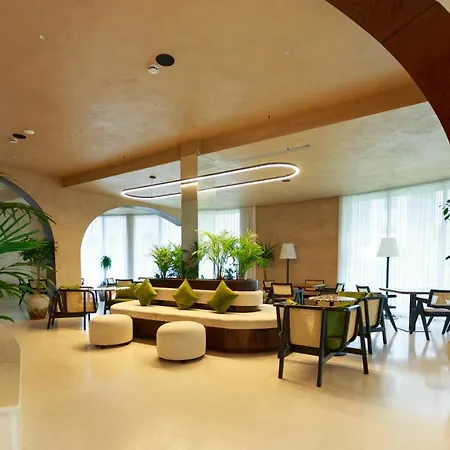 Hotel Flower & Golem (Tirana)