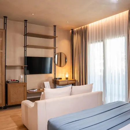 Hotel Flower & Golem (Tirana)