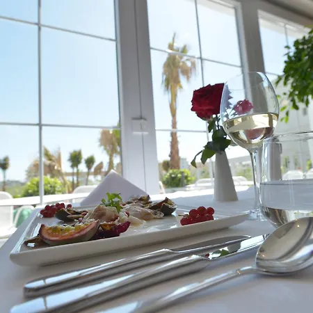 Flower & 5* Golem (Tirana)