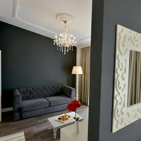 Flower & Ξενοδοχείο 5*