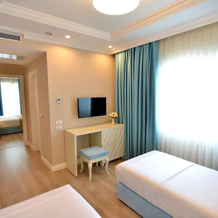 Hotel Flower & Golem (Tirana)